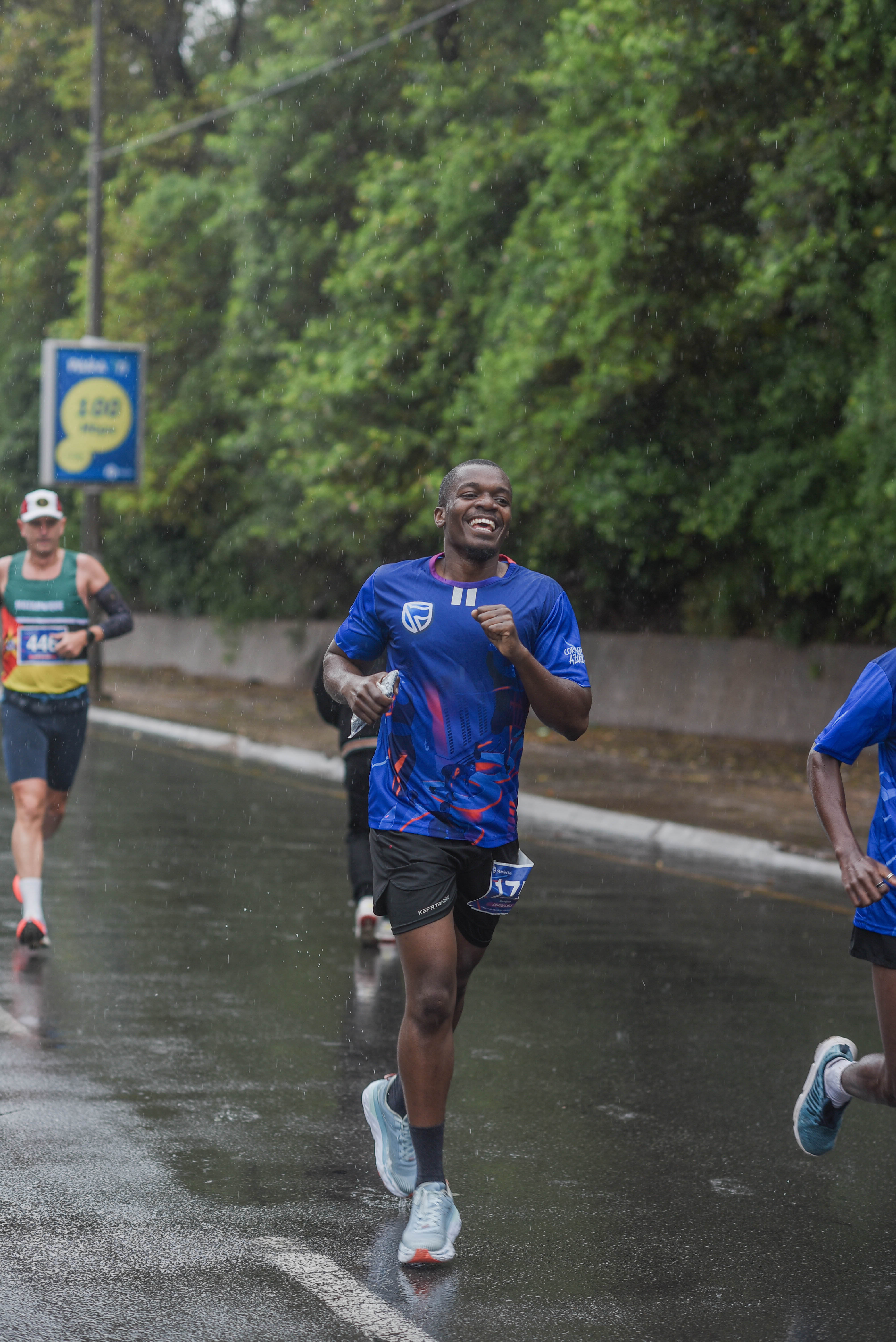 19Corrida Azul.jpg